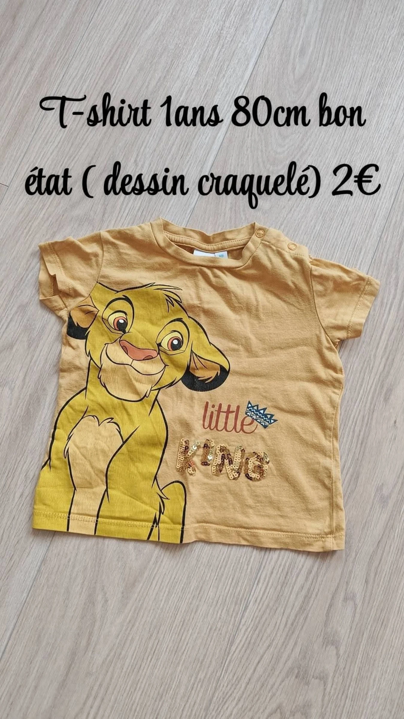 T-shirt simba 12mois 🌹